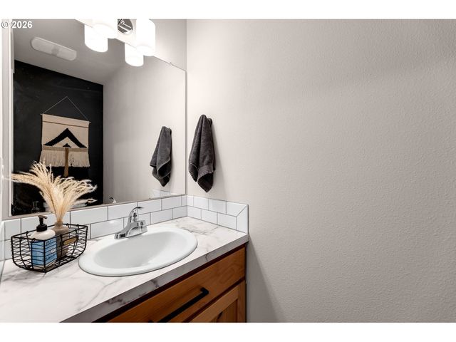 610 STONE VIEW Way, Kalama, WA 98625