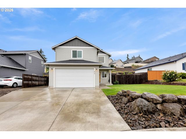 610 STONE VIEW Way, Kalama, WA 98625