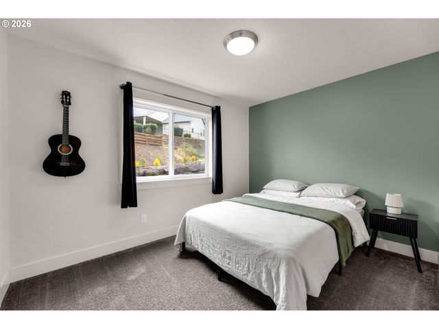 610 STONE VIEW Way, Kalama, WA 98625