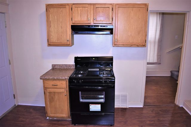 4835 W Congress Parkway, Chicago, IL 60644