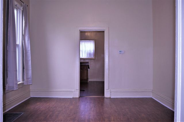 4835 W Congress Parkway, Chicago, IL 60644