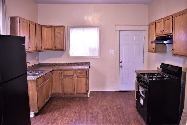 4835 W Congress Parkway, Chicago, IL 60644