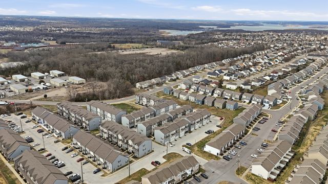 107 Jean Alyne Dotson Dr, La Vergne, TN 37086