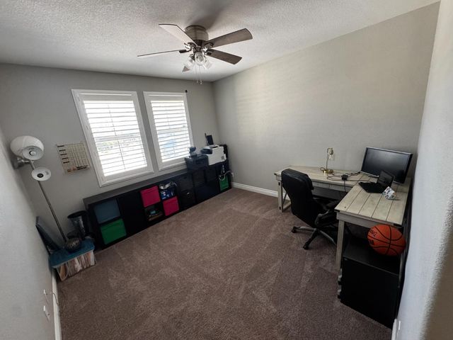 8026 Prairie Hawk Way, Sacramento, CA 95829