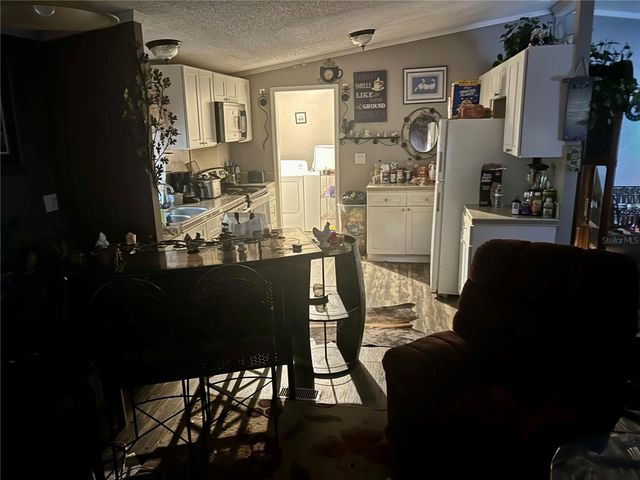 11820 NW HIGHWAY 225, Reddick, FL 32686