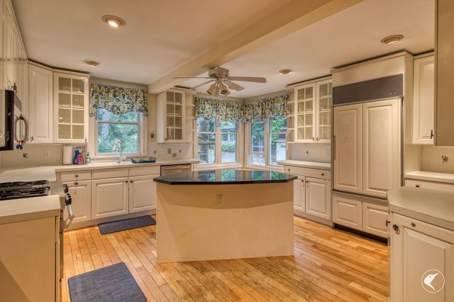 38 Highland Place, Lake Placid, NY 12946