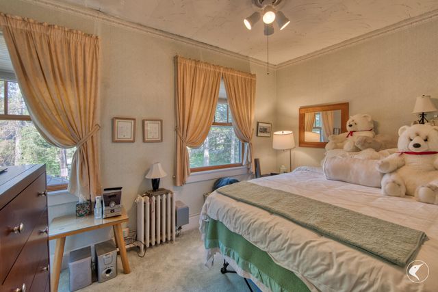 38 Highland Place, Lake Placid, NY 12946