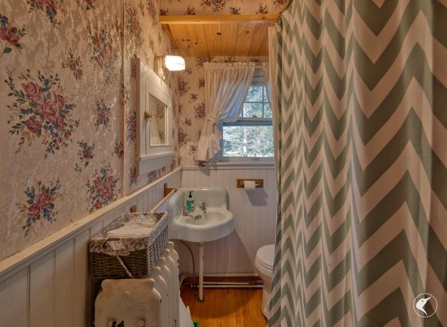 38 Highland Place, Lake Placid, NY 12946