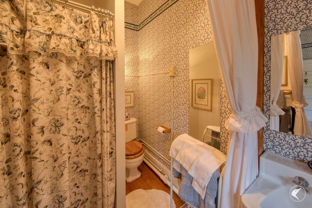 38 Highland Place, Lake Placid, NY 12946