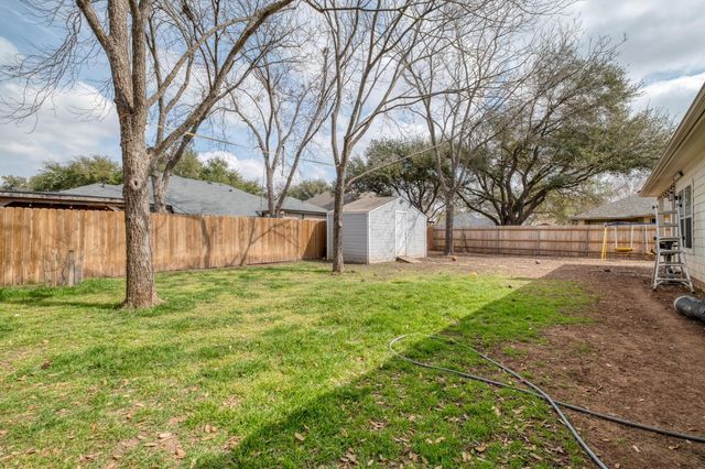 402 Split Oak DR, Pflugerville, TX 78660