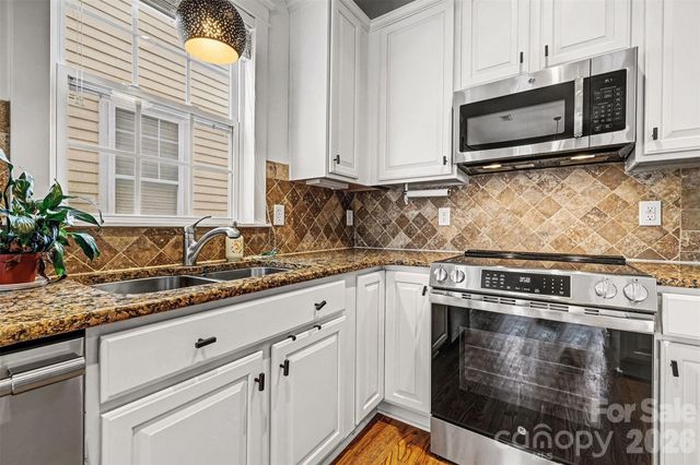 191 Lilac Mist Loop, Mooresville, NC 28115