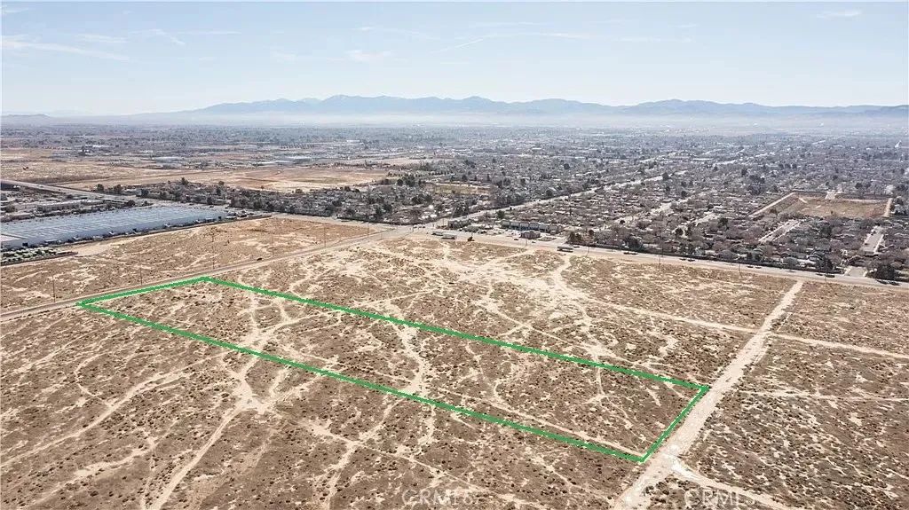 46135 10th St W, Lancaster, CA 93536