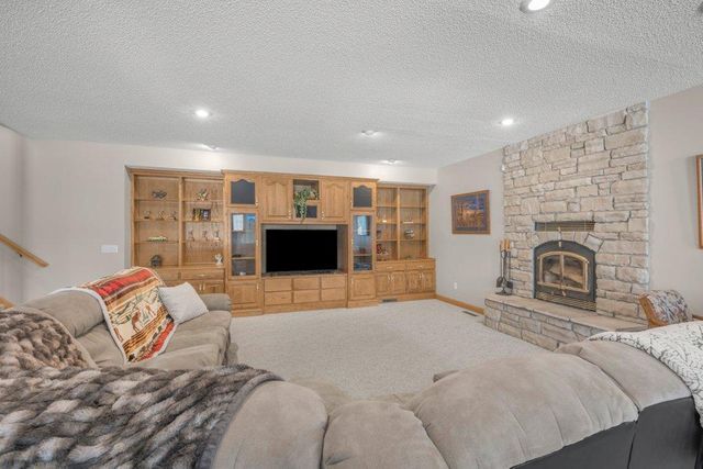 15886 64th Street SE, Becker, MN 55308