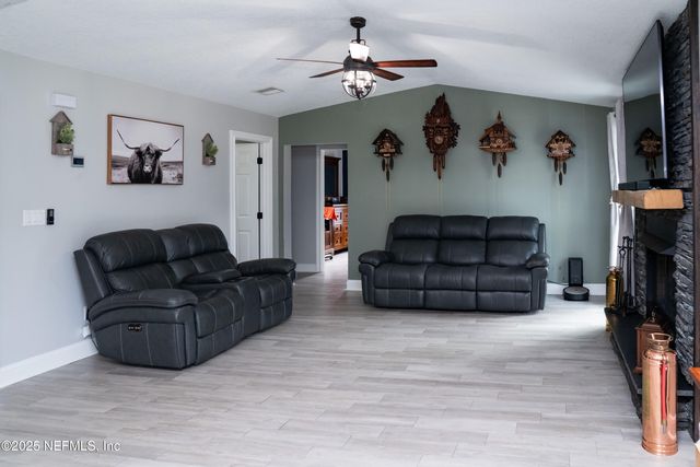 9022 IMPERIAL Court, Bryceville, FL 32009