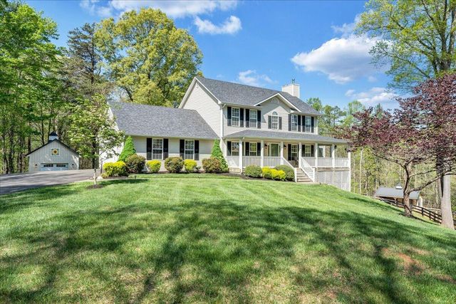 6190 Back Creek RD, Boones Mill, VA 24065