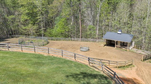 6190 Back Creek RD, Boones Mill, VA 24065