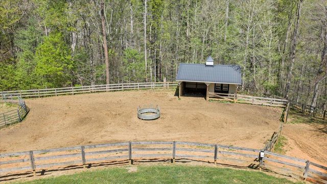6190 Back Creek RD, Boones Mill, VA 24065