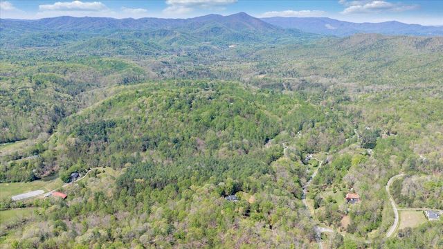 6190 Back Creek RD, Boones Mill, VA 24065