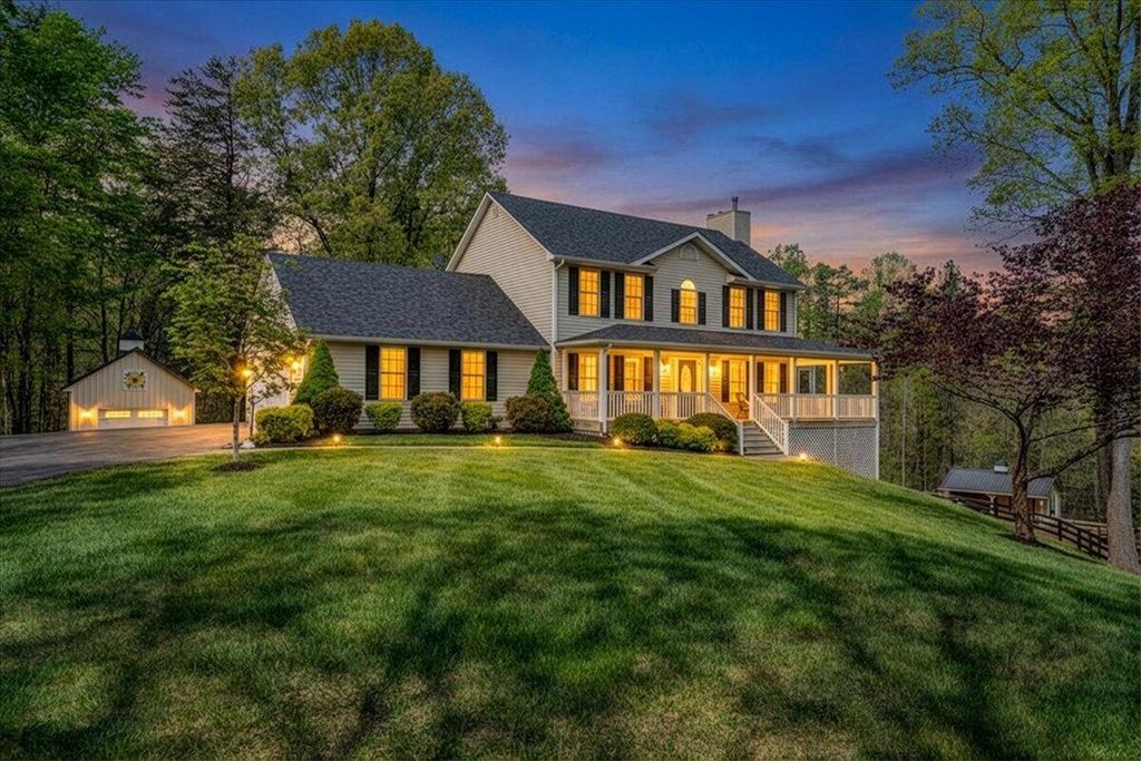 6190 Back Creek RD, Boones Mill, VA 24065