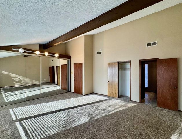 1622 Windhill Avenue, Edmond, OK 73034