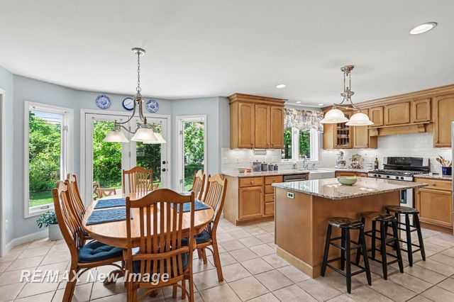 5305 Claremont Street, Midland, MI 48642