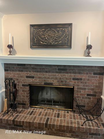 5305 Claremont Street, Midland, MI 48642