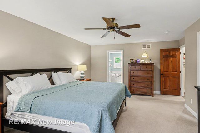 5305 Claremont Street, Midland, MI 48642