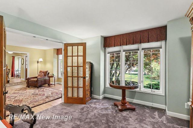 5305 Claremont Street, Midland, MI 48642