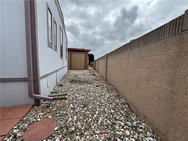 10681 Oak Street 58, Los Alamitos, CA 90720