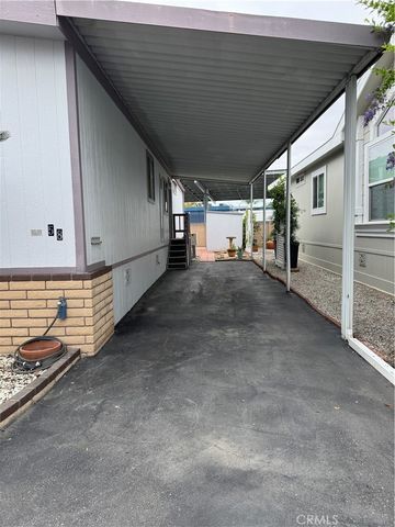10681 Oak Street 58, Los Alamitos, CA 90720