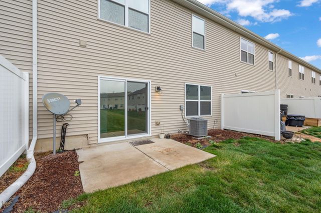 458 Briarwood Lane, Lowell, IN 46356