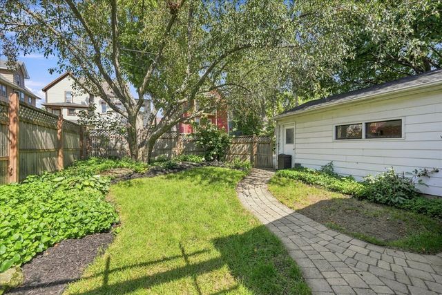 1626 Madison Street, Madison, WI 53711
