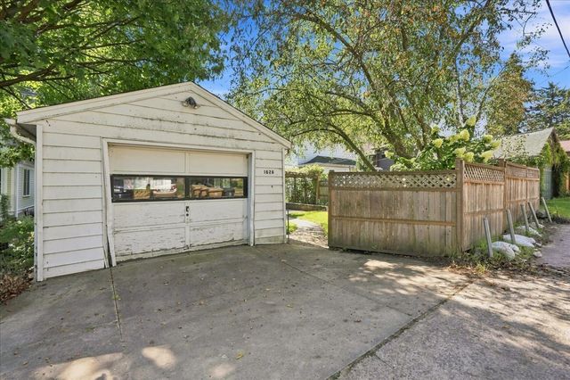 1626 Madison Street, Madison, WI 53711