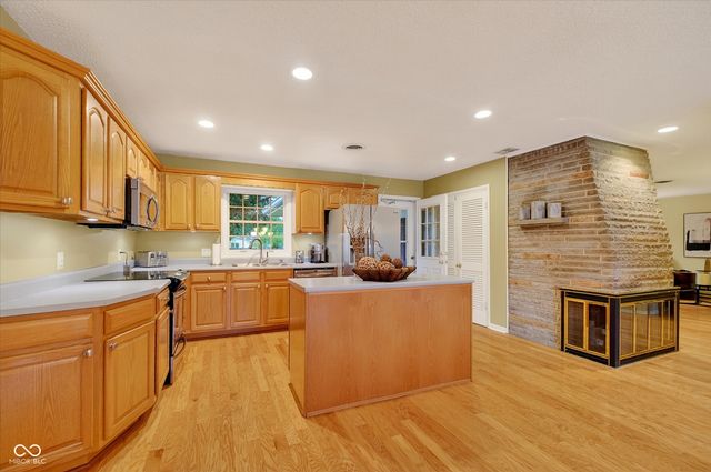 1649 Southview Drive, Indianapolis, IN 46227