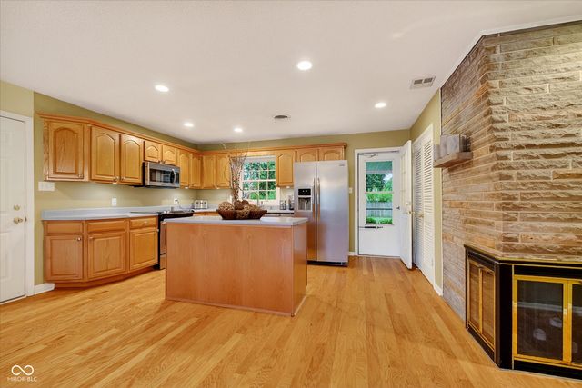 1649 Southview Drive, Indianapolis, IN 46227