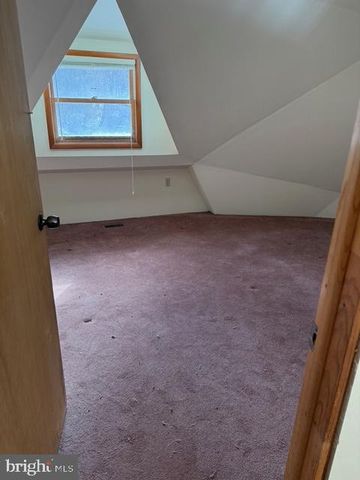 15 LOWER PARADISE DR, Lewistown, PA 17044