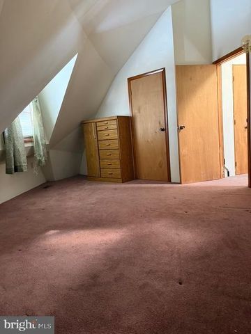 15 LOWER PARADISE DR, Lewistown, PA 17044