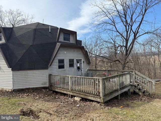 15 LOWER PARADISE DR, Lewistown, PA 17044