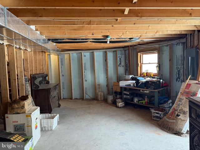 15 LOWER PARADISE DR, Lewistown, PA 17044