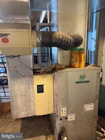 15 LOWER PARADISE DR, Lewistown, PA 17044