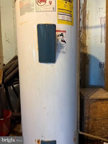 15 LOWER PARADISE DR, Lewistown, PA 17044