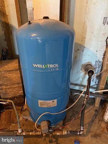 15 LOWER PARADISE DR, Lewistown, PA 17044