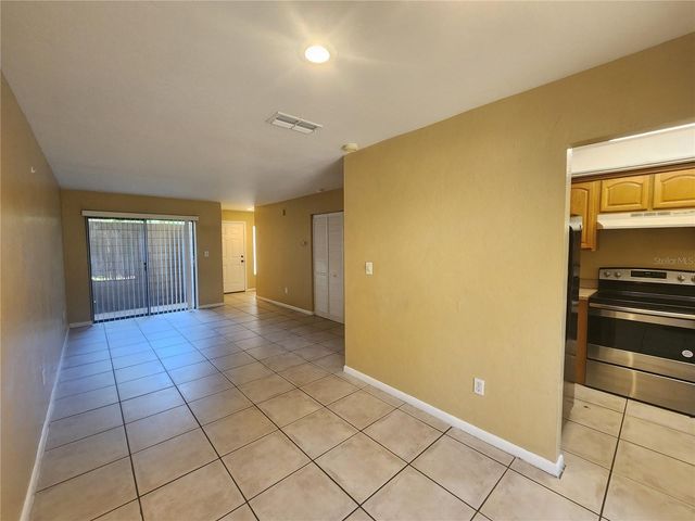 702 SW 70 TERRACE B, Gainesville, FL 32607
