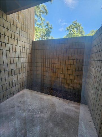 702 SW 70 TERRACE B, Gainesville, FL 32607