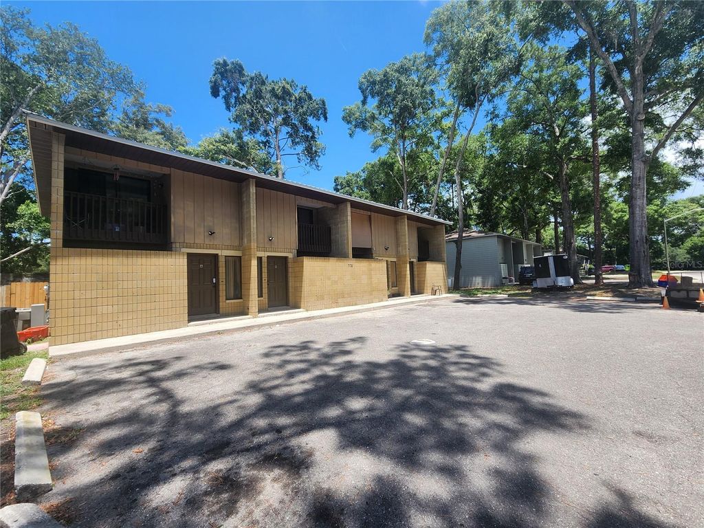 702 SW 70 TERRACE B, Gainesville, FL 32607