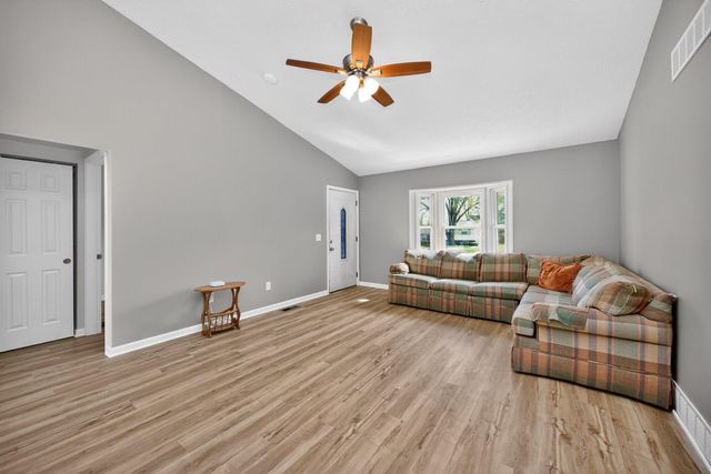 6470 Southgate Place, Burlington, KY 41005
