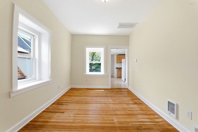 44 Everett St, Everett, MA 02149