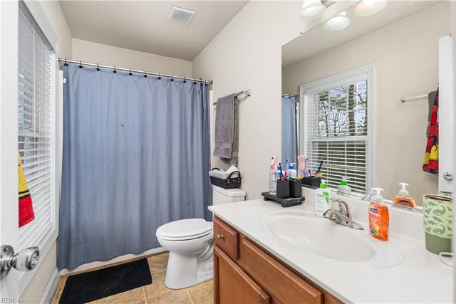 165 Bassett AVE, Virginia Beach, VA 23452