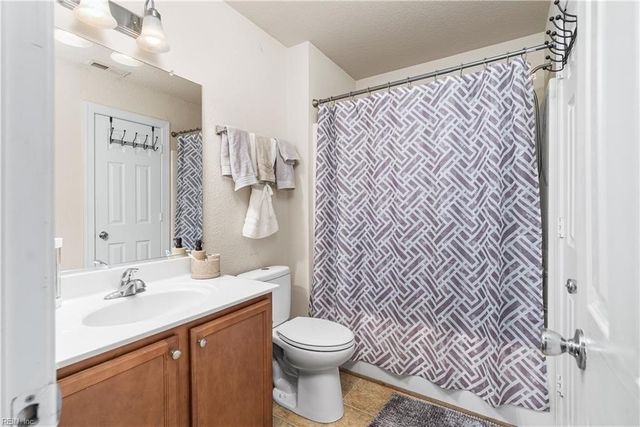 165 Bassett AVE, Virginia Beach, VA 23452