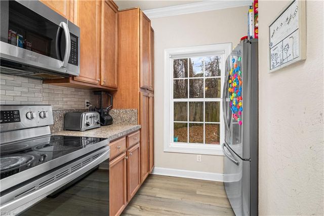 165 Bassett AVE, Virginia Beach, VA 23452